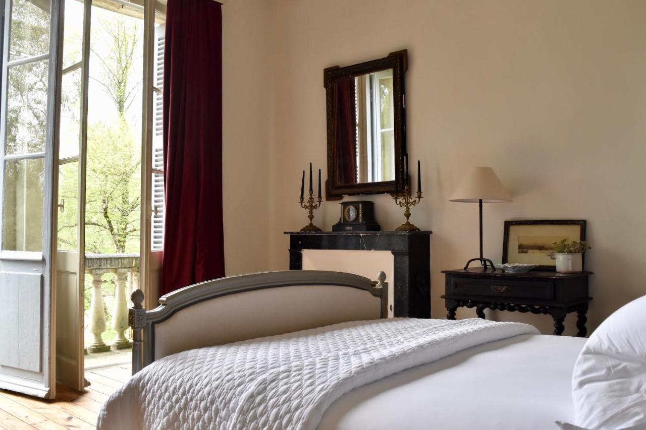 Bed and Breakfast Manoir De Plaisance Benon Exterior foto