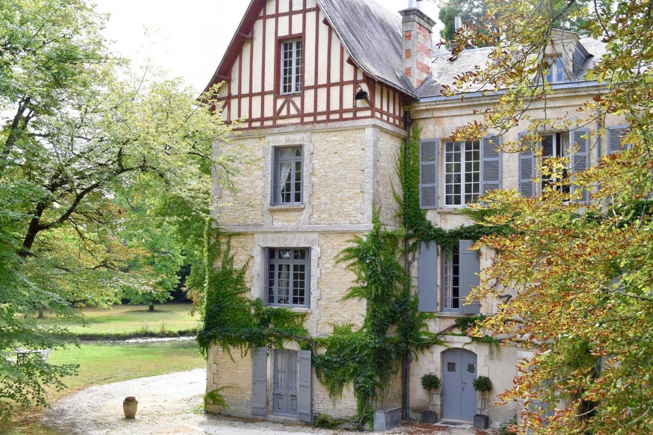Bed and Breakfast Manoir De Plaisance Benon Exterior foto